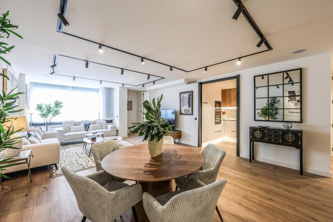 Apartment in Barrio Salamanca, Madrid, Spain 4 - 18357835
