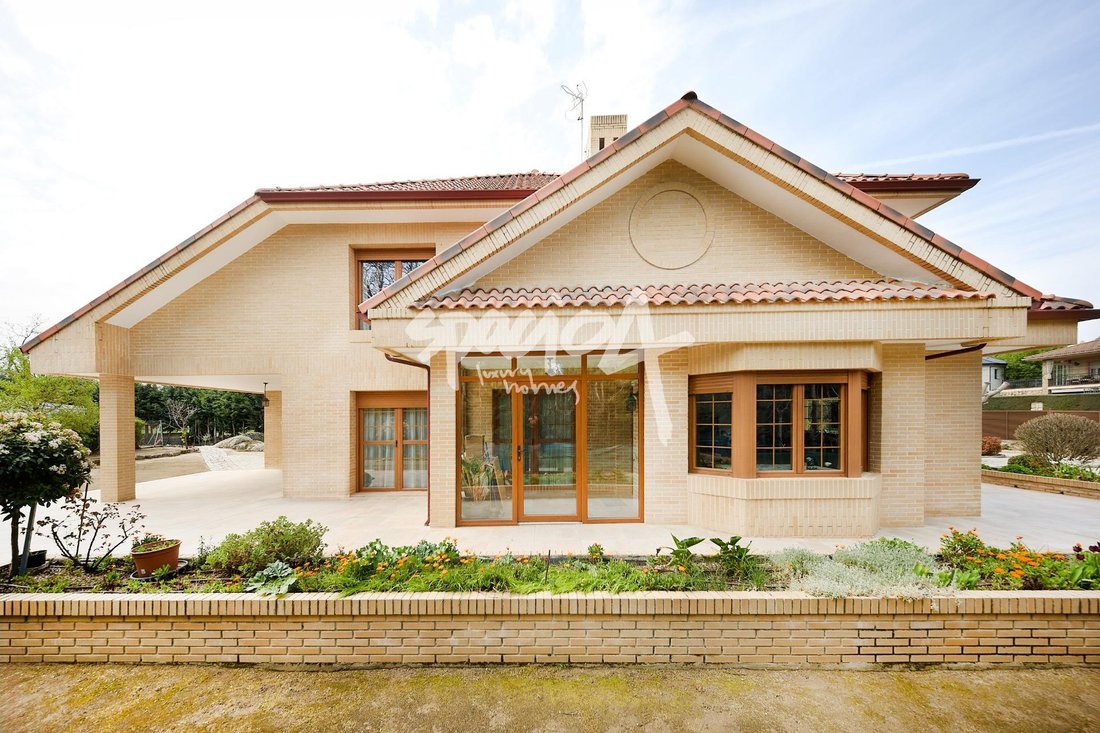 Chalet a El Escorial, Madrid, Spagna 1 - 18357715