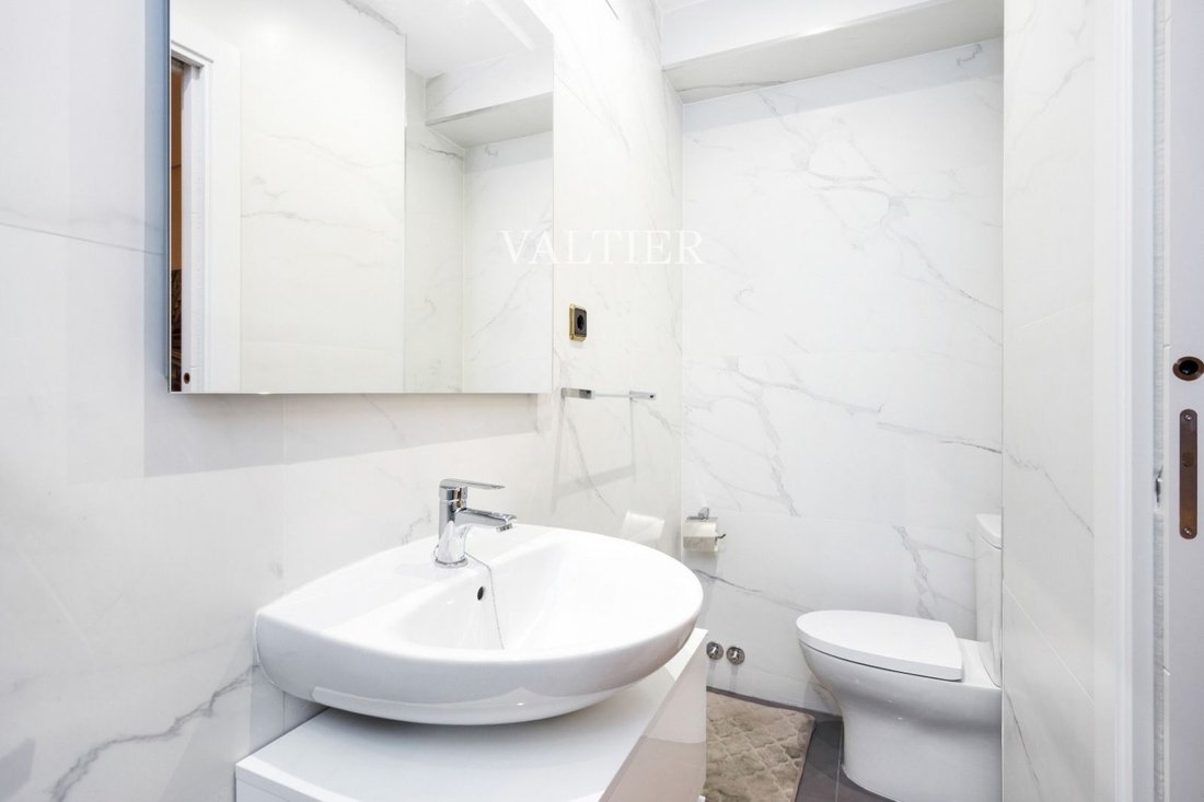 Apartment in Barrio Salamanca, Madrid, Spain 3 - 18358573