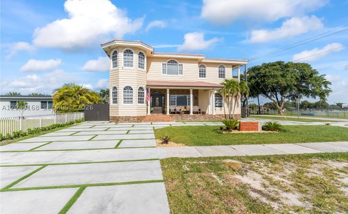 House in Miami Springs, Florida, United States 1