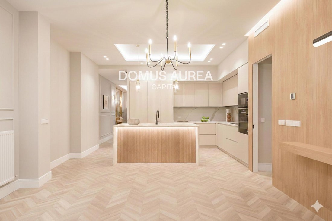 Apartment in Chamberi, Madrid, Spain 3 - 18358237