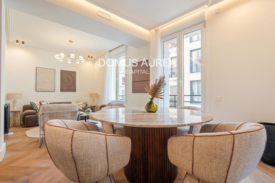 Apartment in Chamberi, Madrid, Spain 5 - 18359255