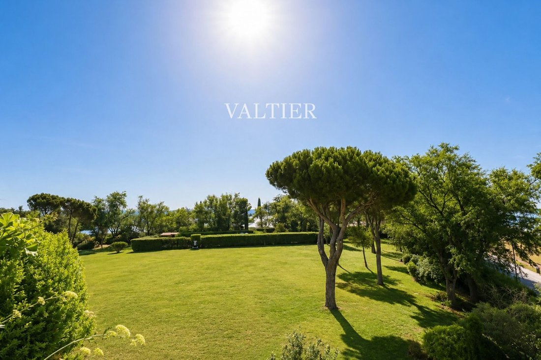 Apartment in Pozuelo de Alarcon, Comunidad de Madrid, Spain 3 - 18359680