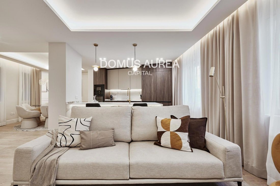 Apartment in Barrio Salamanca, Madrid, Spain 2 - 18358895