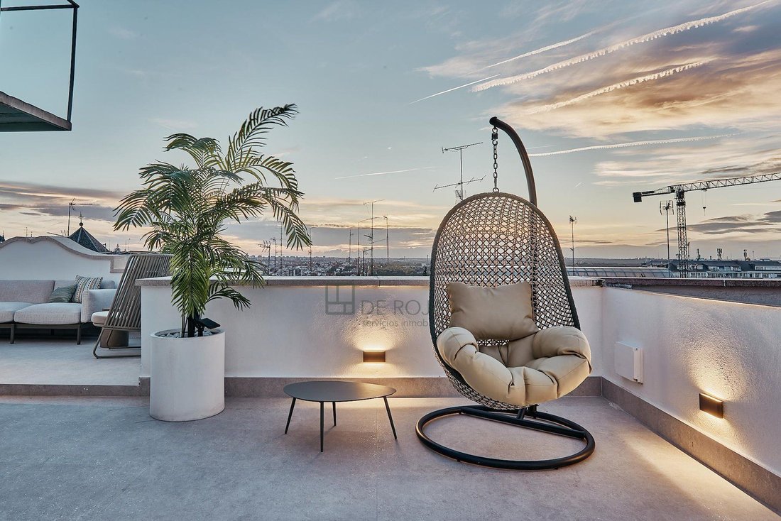 Penthouse in Centro, Madrid, Spain 5 - 18357498