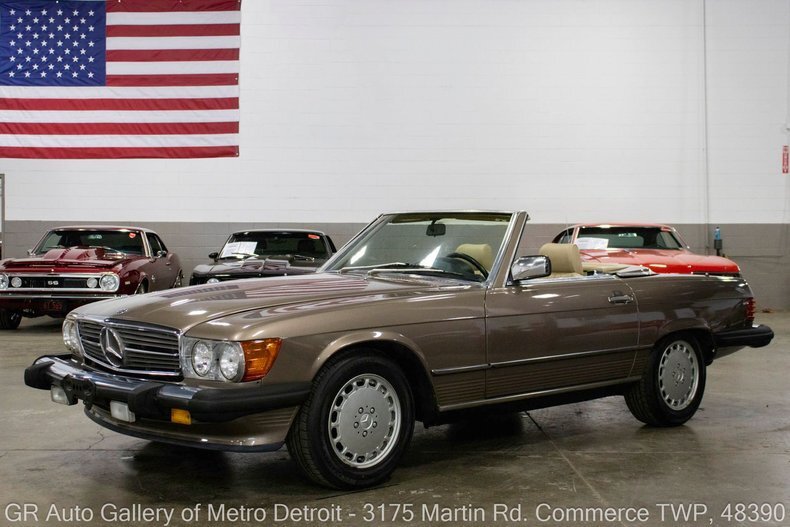 "Soft Top/Hard Top/No Top" in Commerce Twp, United States 1 - 18358909