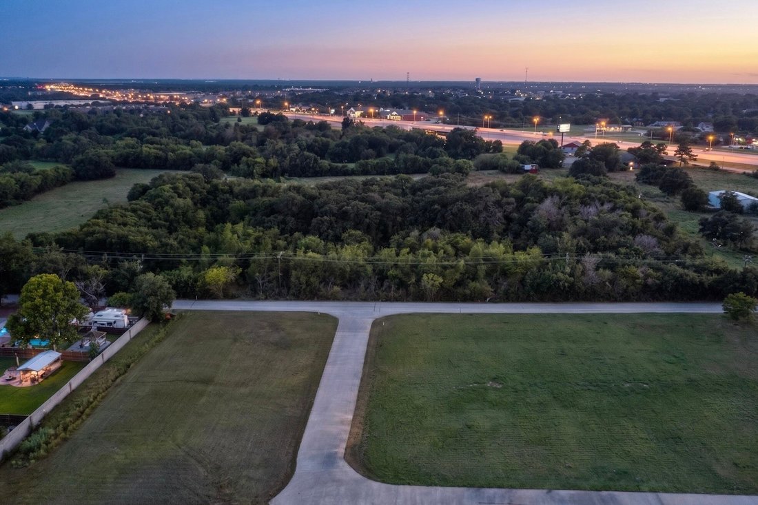 Land in Denton, Texas, United States 2 - 18358002