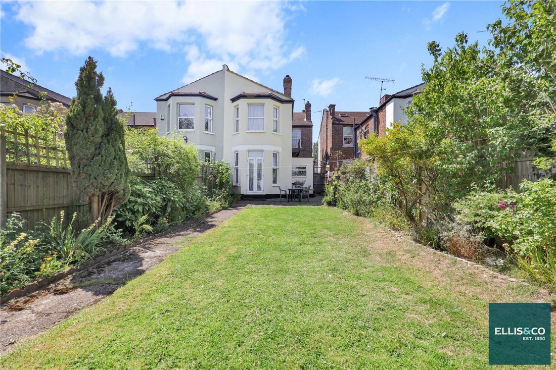 House in Finchley, Barnet, England 3 - 18356947