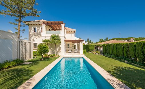 Villa in Marbella, Andalusia, Spain 1