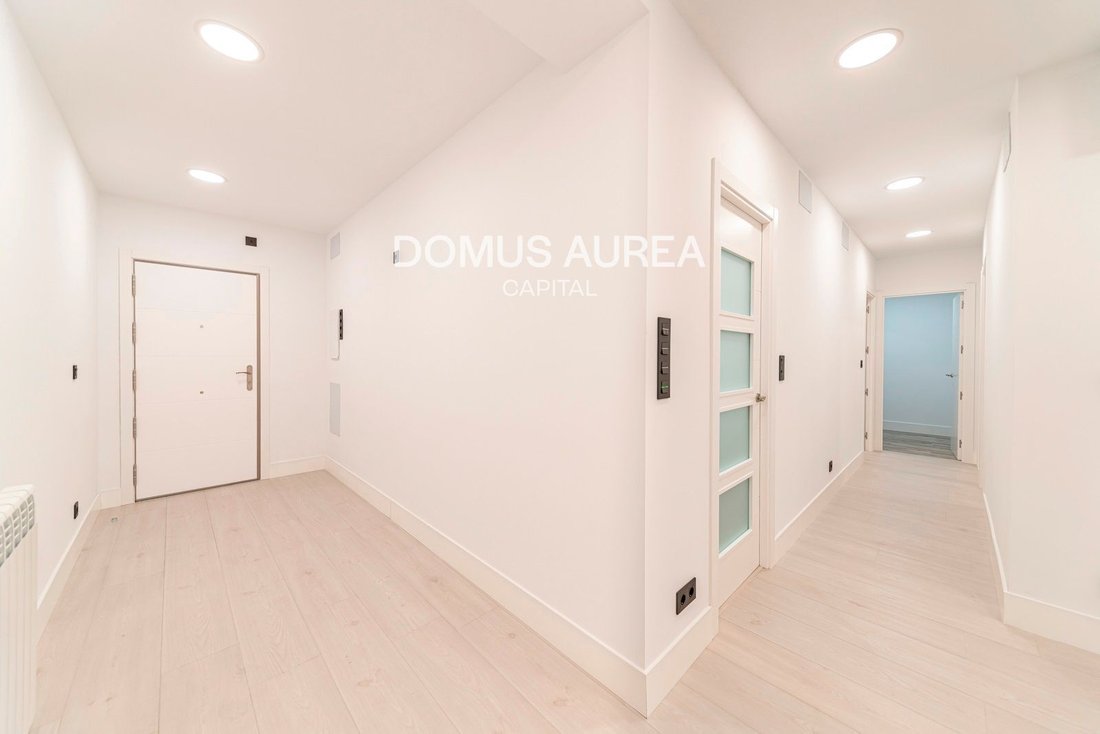 Apartment in Chamberi, Madrid, Spain 3 - 18359025