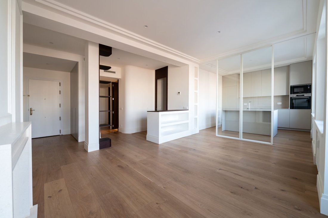 Apartment in Chamberi, Madrid, Spain 4 - 18358661