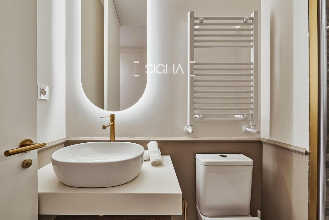 Penthouse in Centro, Madrid, Spain 3 - 18357485