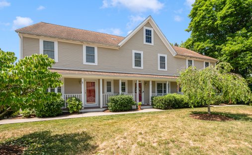 House in East Greenwich, Rhode Island, United States 1