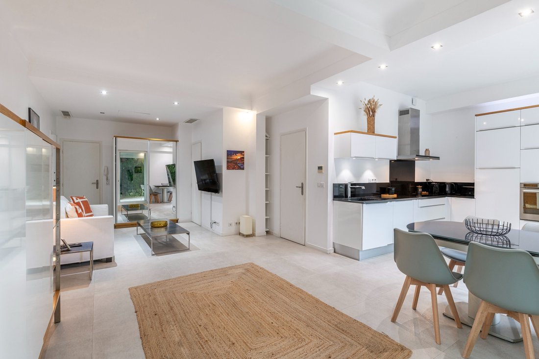 Apartment in Saint Nicolas, Cannes, France 1 - 18359108