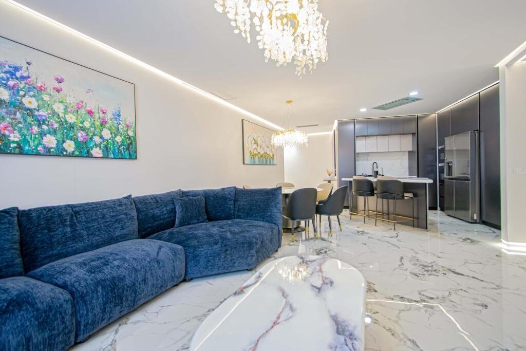 Apartment in Casco Antiguo, Seville, Spain 3 - 18313097