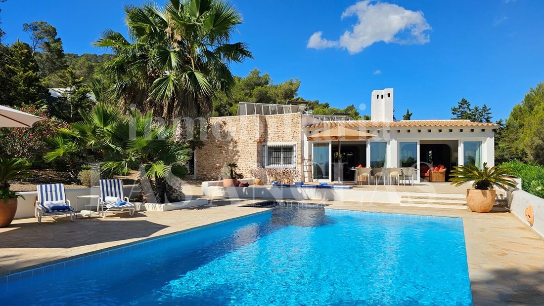 Villa in Santa Eularia des Riu, Balearic Islands, Spain 2 - 18359048