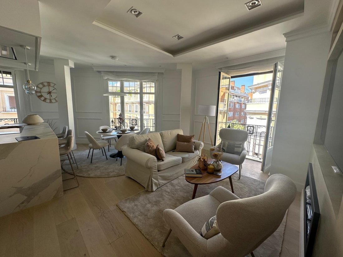 Apartment in Chamberi, Madrid, Spain 2 - 18359098