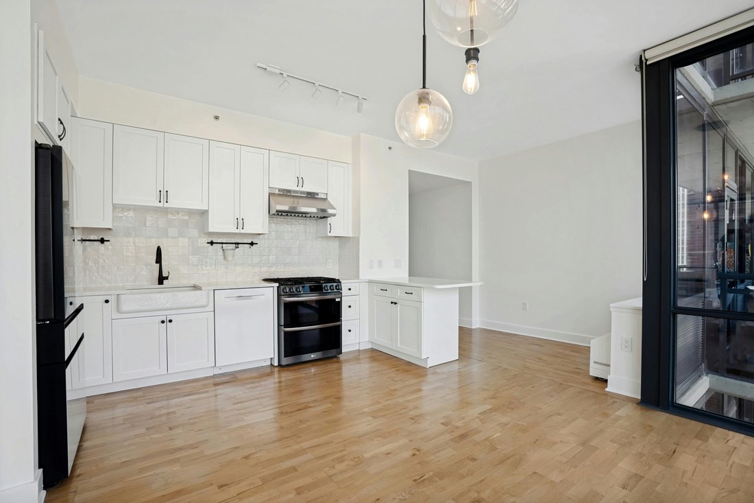 Condo in Jersey City, New Jersey, United States 5 - 18359140