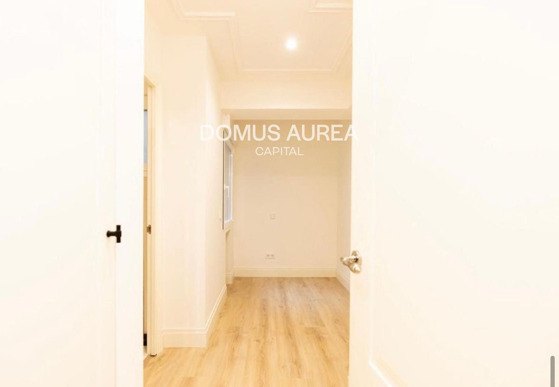Apartment in Retiro, Madrid, Spain 5 - 18358317