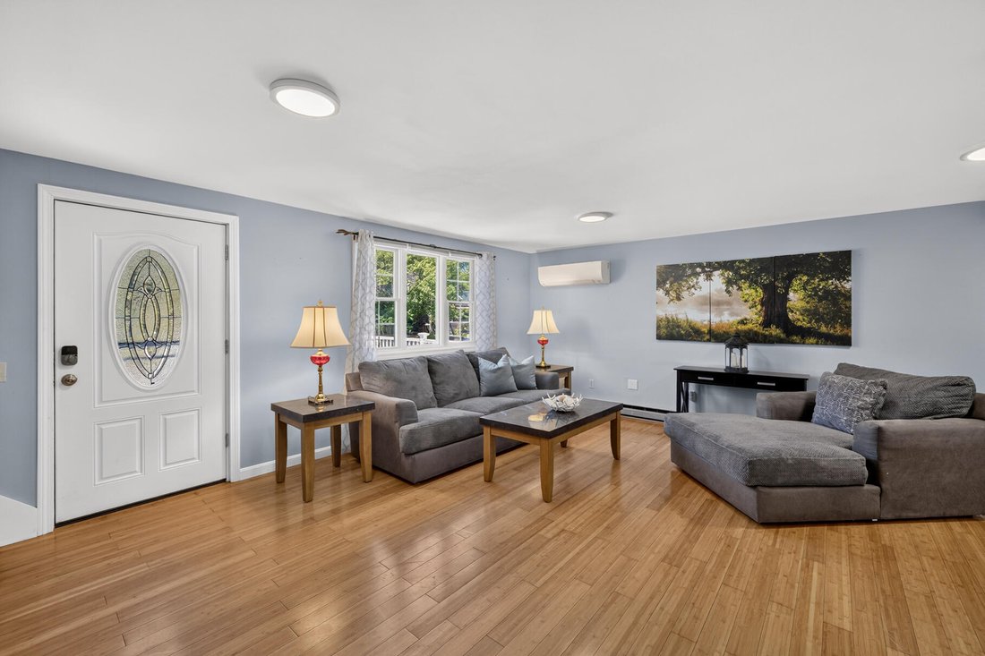 Condo in Provincetown, Massachusetts, United States 4 - 18359056