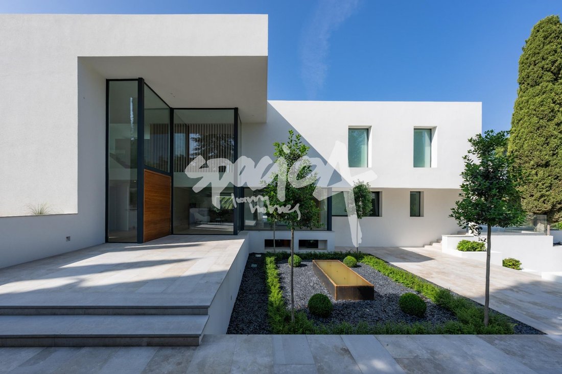 Chalet in Boadilla del Monte, Comunidad de Madrid, Spain 5 - 18357584