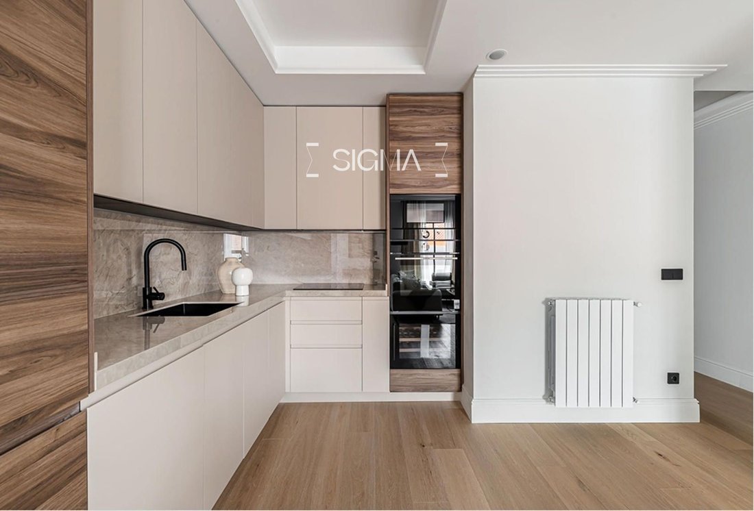 Penthouse in Chamberi, Madrid, Spain 5 - 18357450