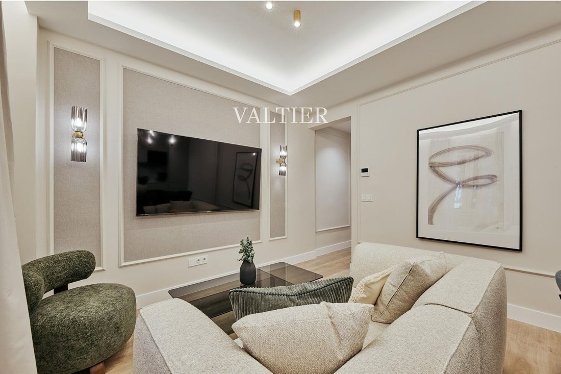 Apartment in Retiro, Madrid, Spain 1 - 18359478