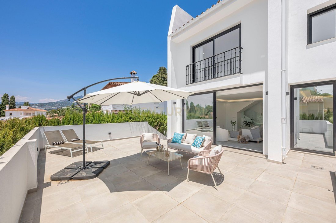 Villa in Nueva Andalucia, Marbella, Spain 1 - 18359433