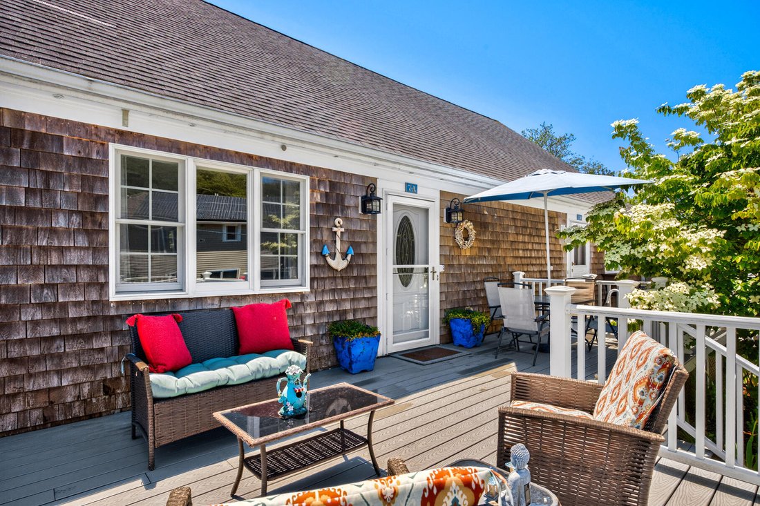 Condo in Provincetown, Massachusetts, United States 1 - 18359056