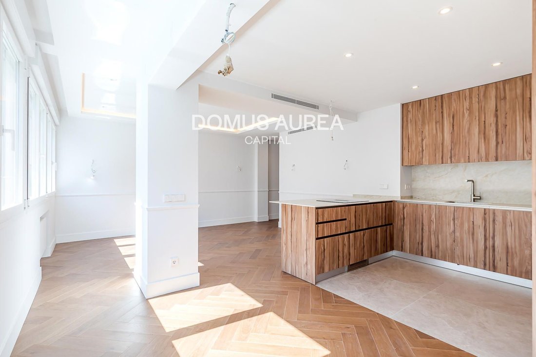 Apartment in Barrio Salamanca, Madrid, Spain 4 - 18359611