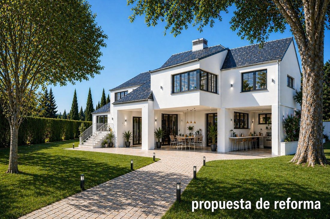 Chalet in Las Rozas de Madrid, Comunidad de Madrid, Spain 2 - 18357112