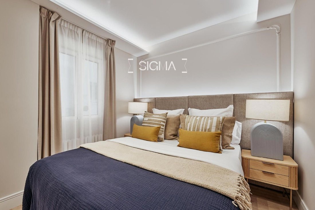 Apartment in Barrio Salamanca, Madrid, Spain 5 - 18359030