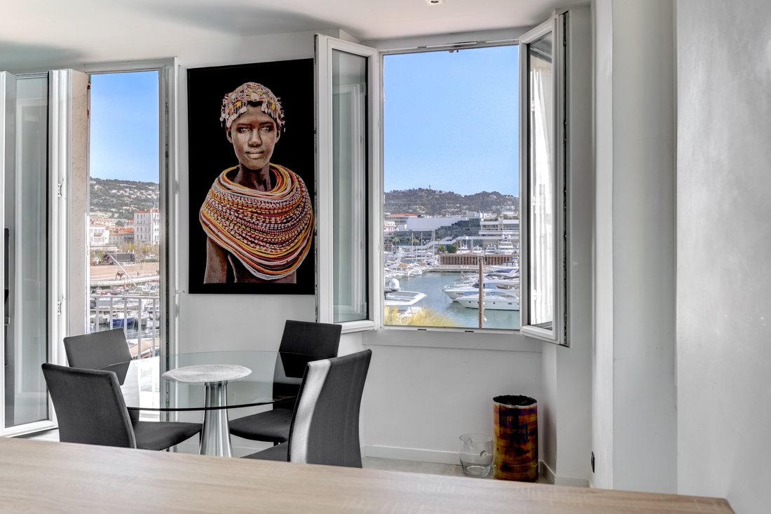 Apartment in Saint Nicolas, Cannes, France 5 - 18359063