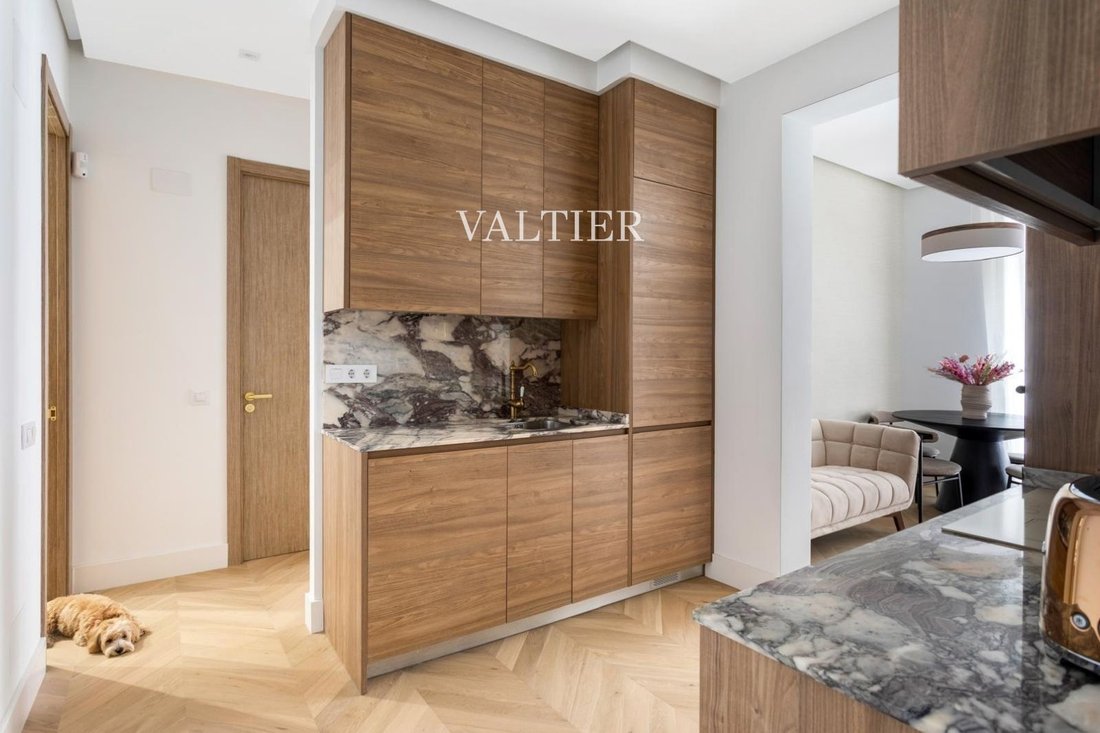 Appartamento a Chamberí, Madrid, Spagna 4 - 18359799
