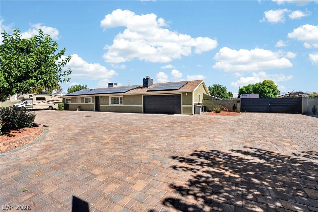 House in Las Vegas, Nevada, United States 4 - 18356875