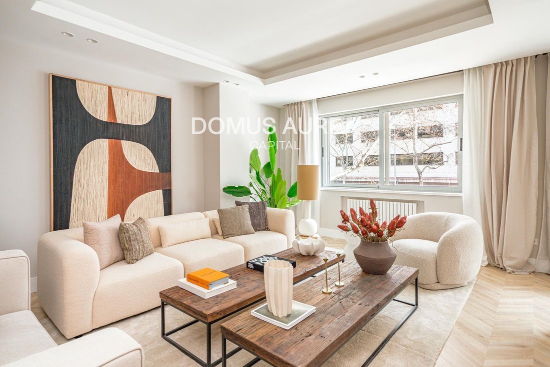 Apartment in Barrio Salamanca, Madrid, Spain 2 - 18358204