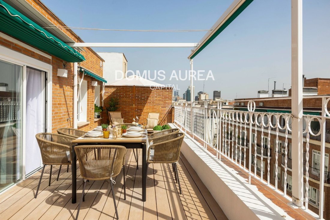 Penthouse in Chamberi, Madrid, Spain 2 - 18357708