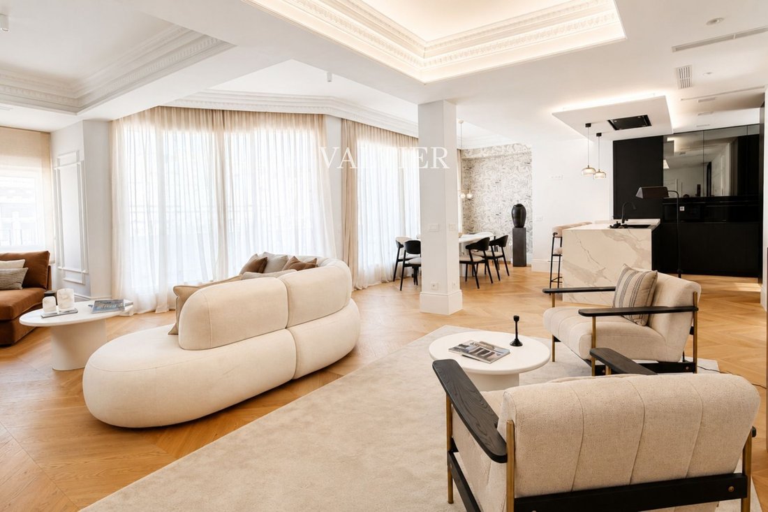 Apartment in Barrio Salamanca, Madrid, Spain 2 - 18359338