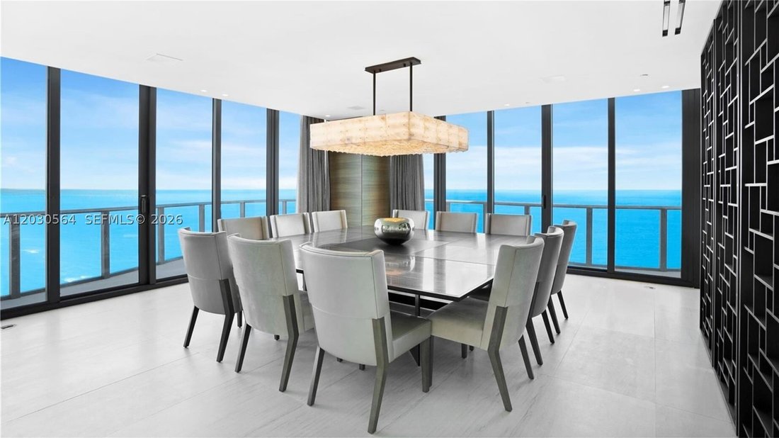 Condo in Sunny Isles Beach, Florida, United States 3 - 18079593