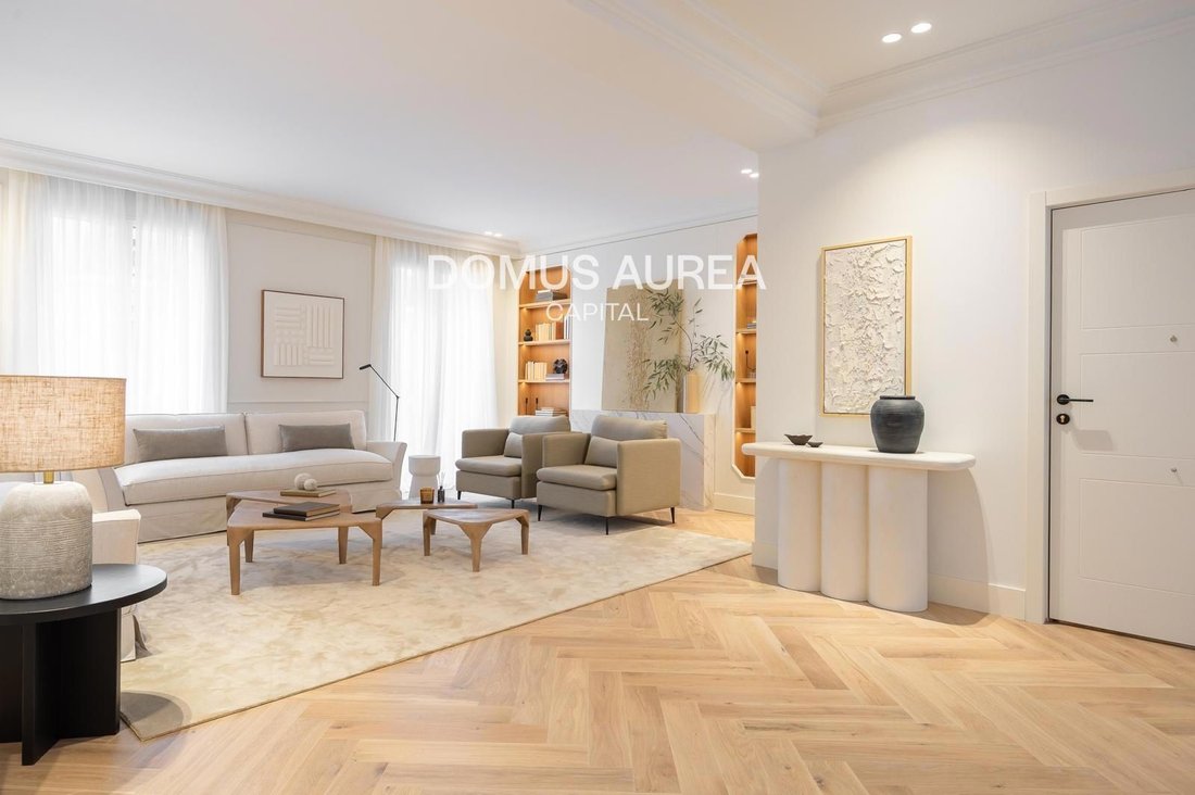 Apartment in Barrio Salamanca, Madrid, Spain 4 - 18360147