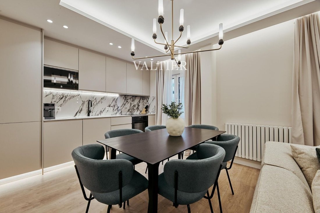 Apartment in Retiro, Madrid, Spain 4 - 18359478
