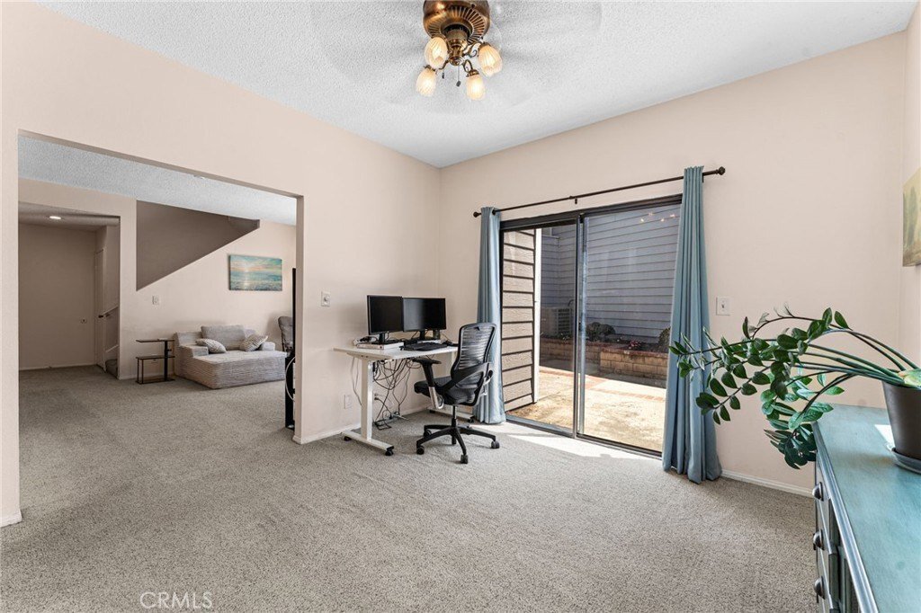 Townhouse in San Dimas, California, United States 5 - 17817334