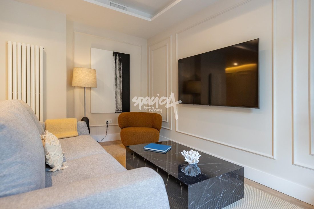 Apartment in Barrio Salamanca, Madrid, Spain 3 - 18358695