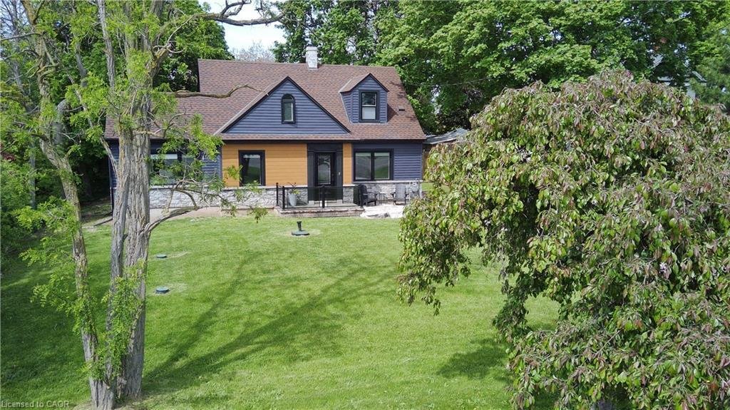 House in Hamilton, Ontario, Canada 4 - 18358100