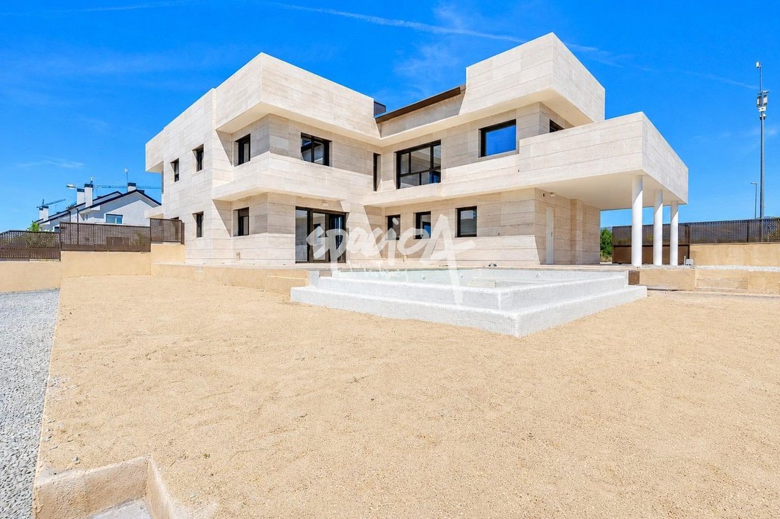 Chalet a Miraflores de la Sierra, Madrid, Spagna 4 - 18357891