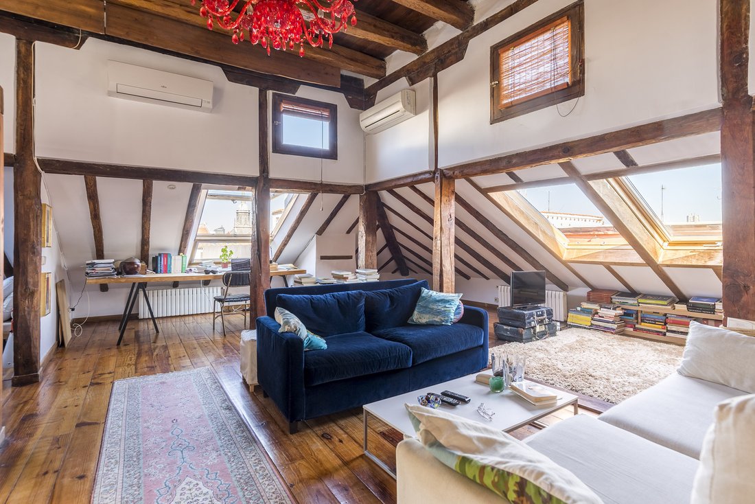 Penthouse in Centro, Madrid, Spain 4 - 18357260