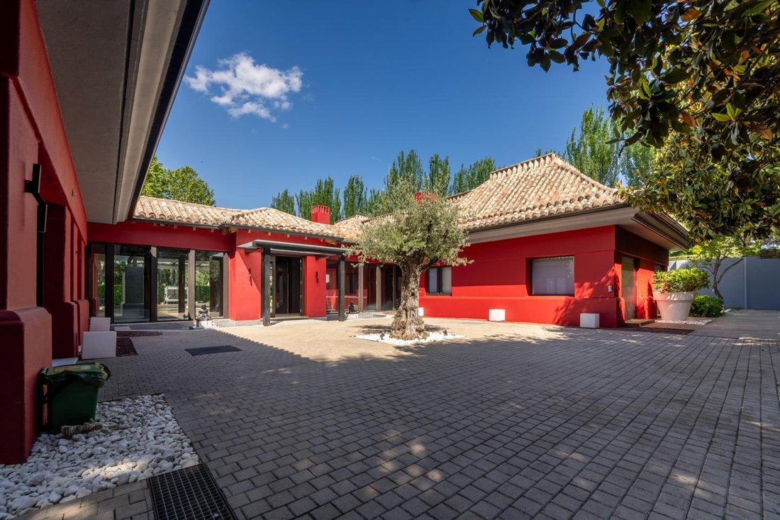 House in La Moraleja, Alcobendas, Comunidad de Madrid 2 - 18357167