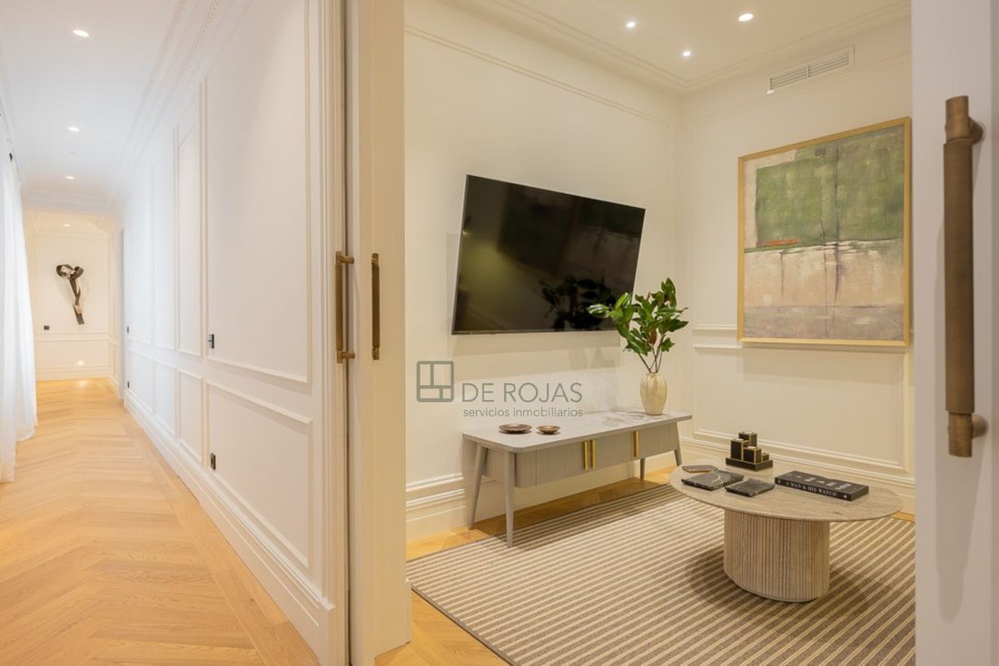 Apartment in Barrio Salamanca, Madrid, Spain 4 - 18359564