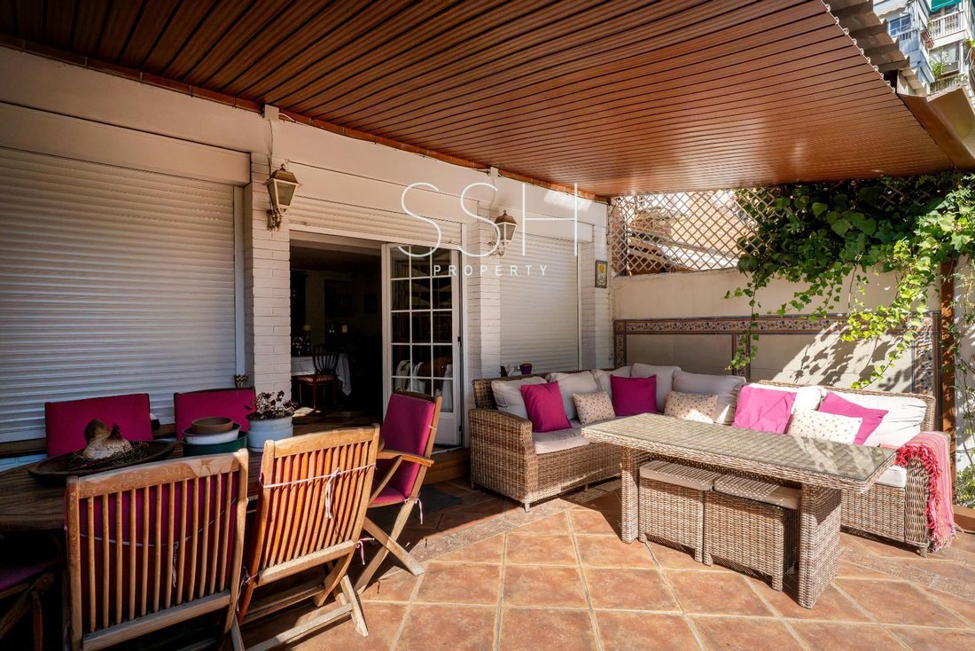 Townhouse in Fuencarral-El Pardo, Madrid, Spain 2 - 18357136