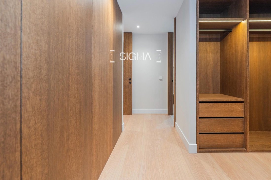 Apartment in Chamberi, Madrid, Spain 4 - 18358068